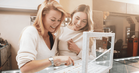 5 Jewelry Retail Trends to Watch This 2024