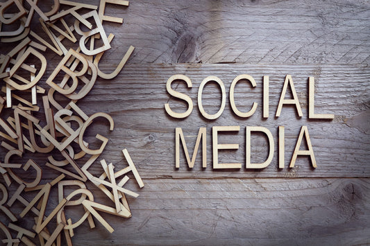 How to use the GemLightbox to jumpstart your jewelry business's social media strategy