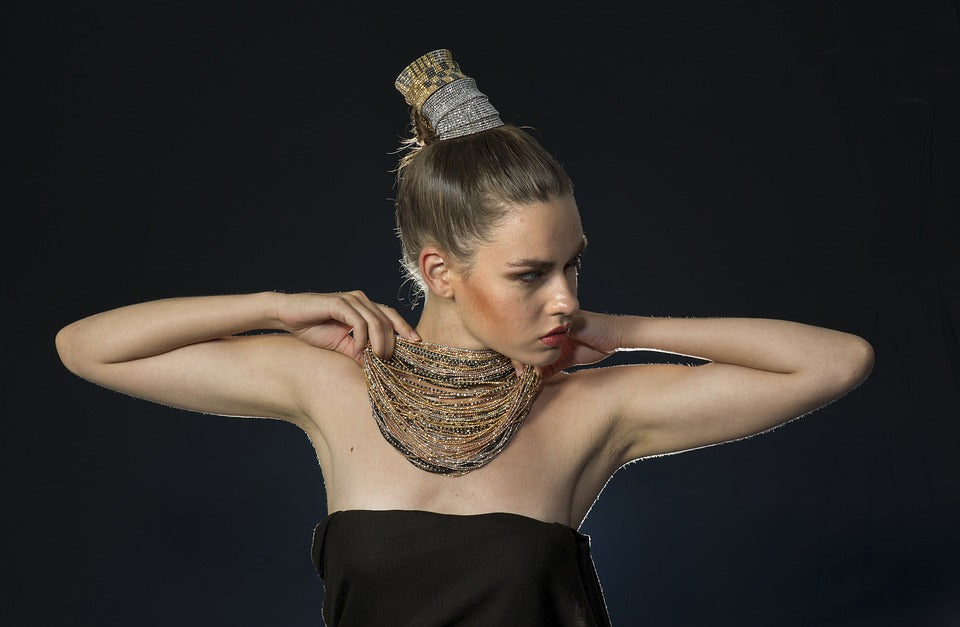5 Compelling jewelry photography tips for social media