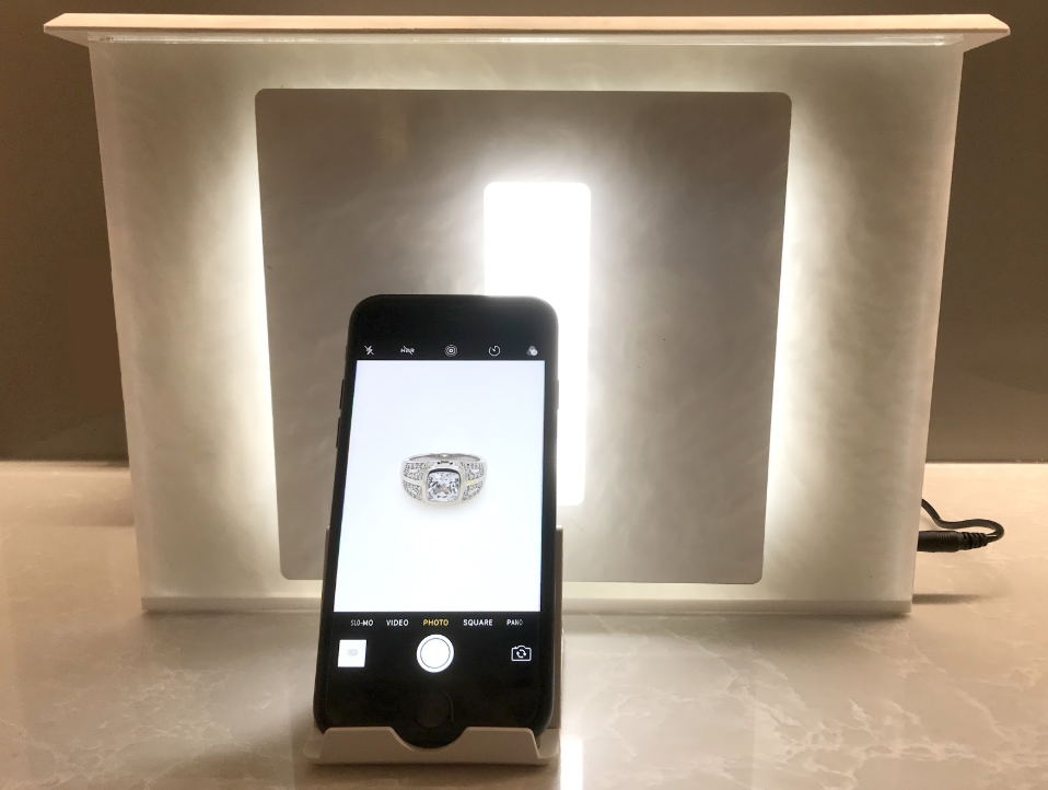 Front shooting angle of the GemLightbox