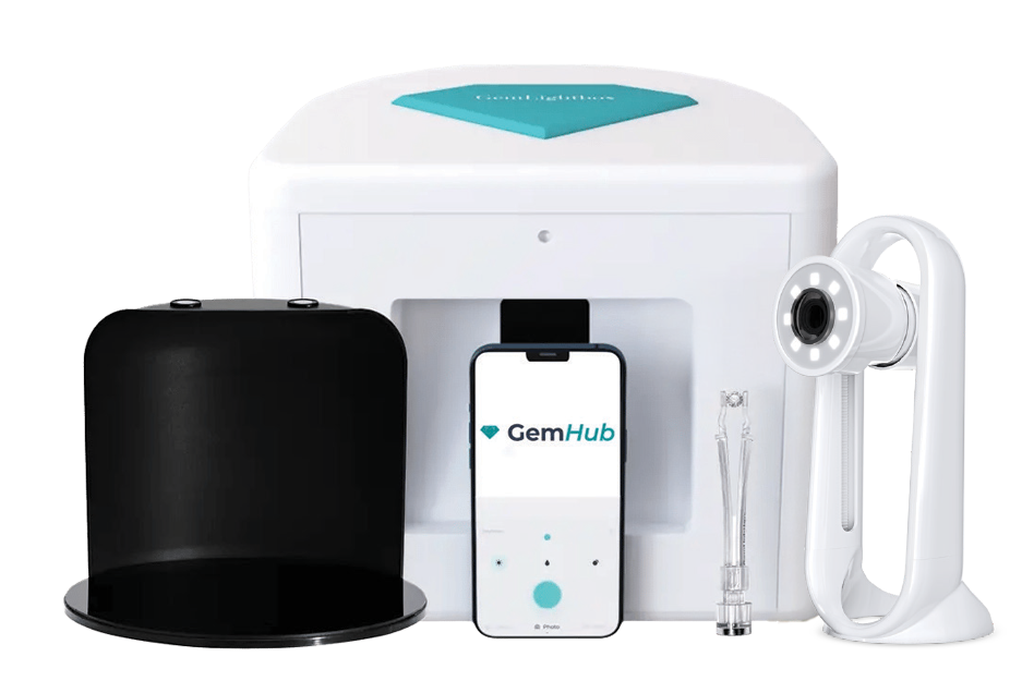 GemLightbox Elite Kit Pro which includes a lighting box, a mobile phone holder, GemCam Pro and various accessories.